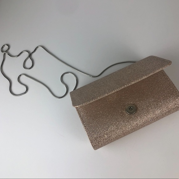 Lili Townsend champagne sparkly purse - Picture 3 of 9